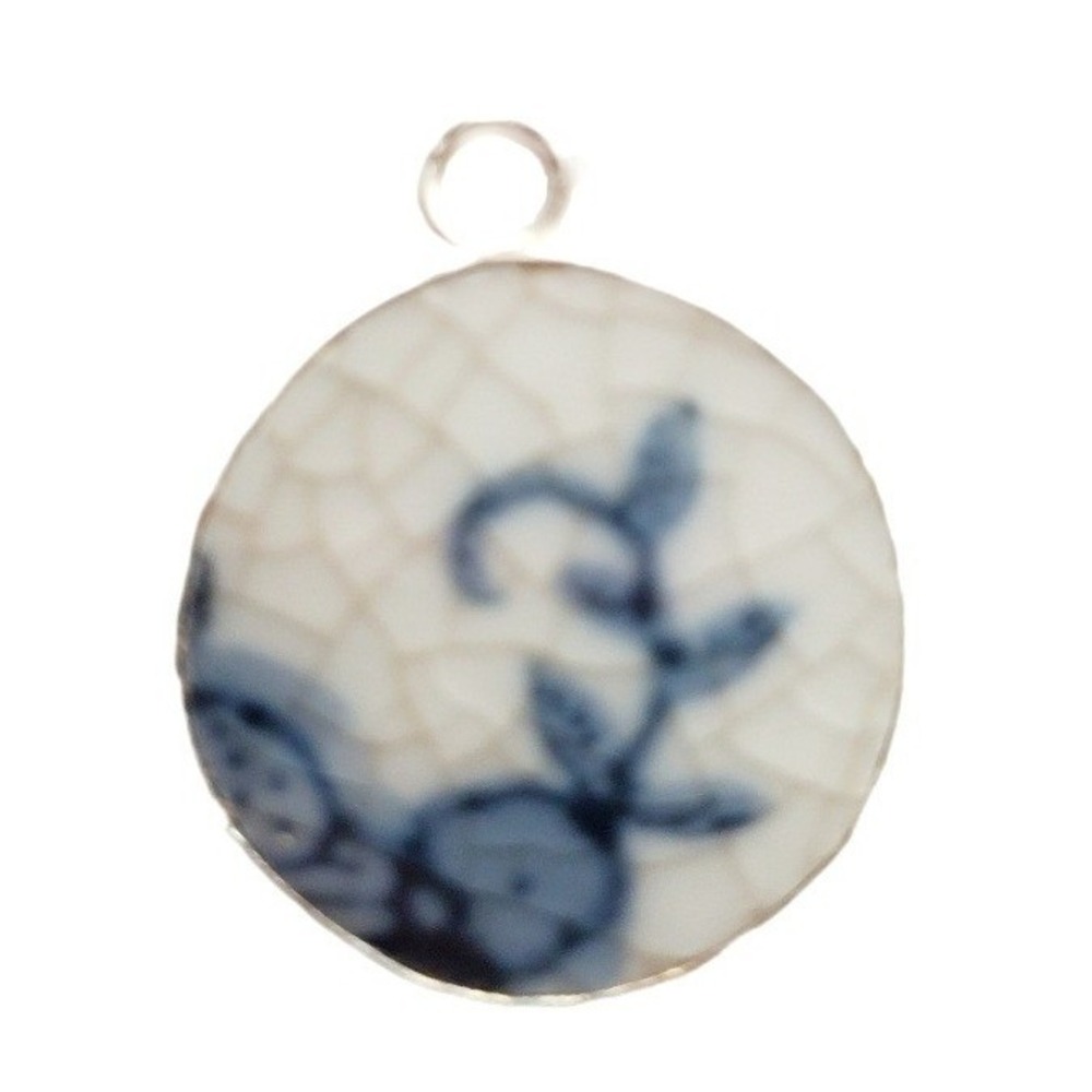 Blue & White Floral Porcelain Pottery Shard Pendant Small Round Vintage‎ Style
